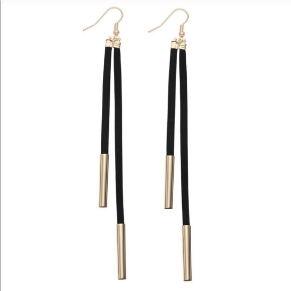 LAST ONE ‼️ Black Leather Gold Dangle Trendy Earrings - Picture 3 of 5